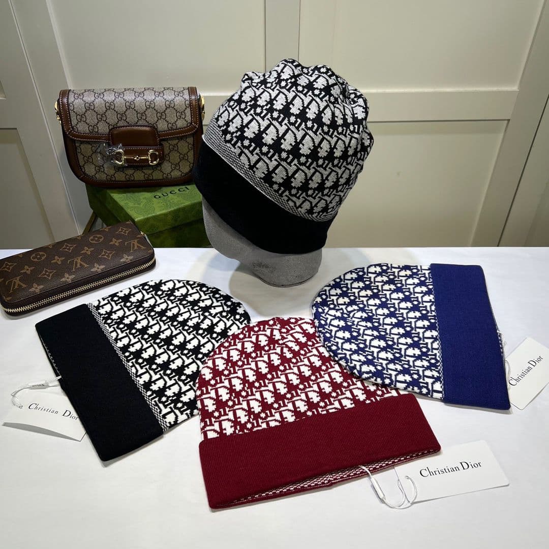 Hats, photo 42