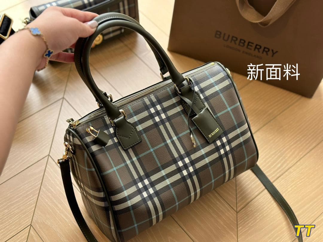 Burberry Bags, photo 16