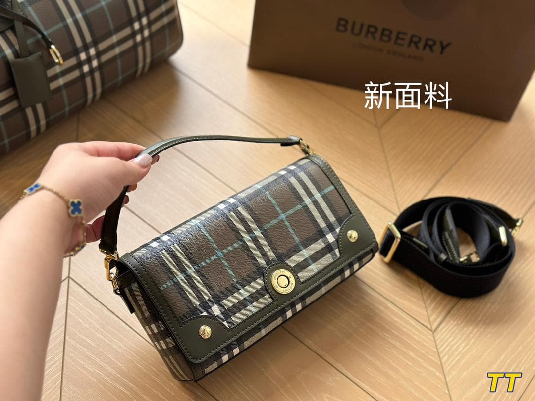 Burberry Bags, photo 23