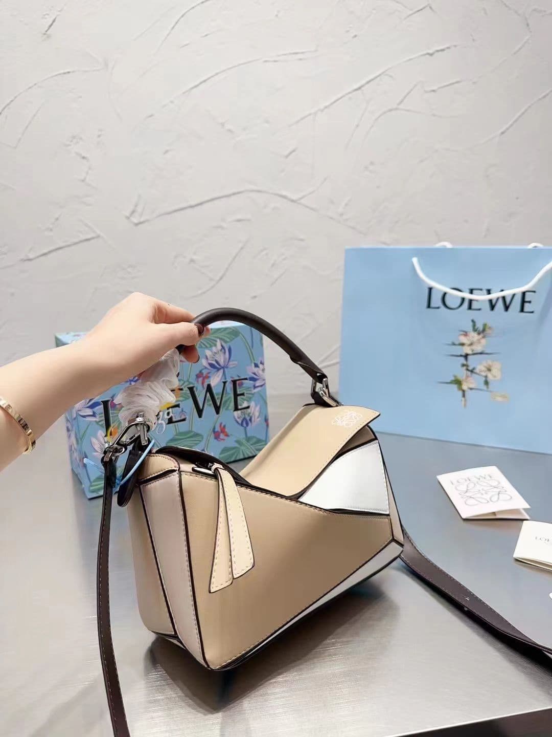 Loewe Bags, photo 6