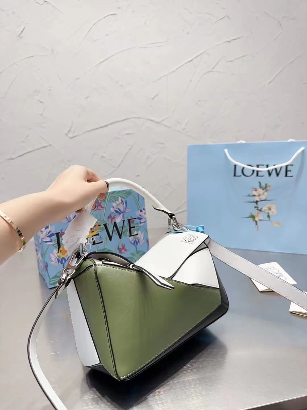 Loewe Bags, photo 13