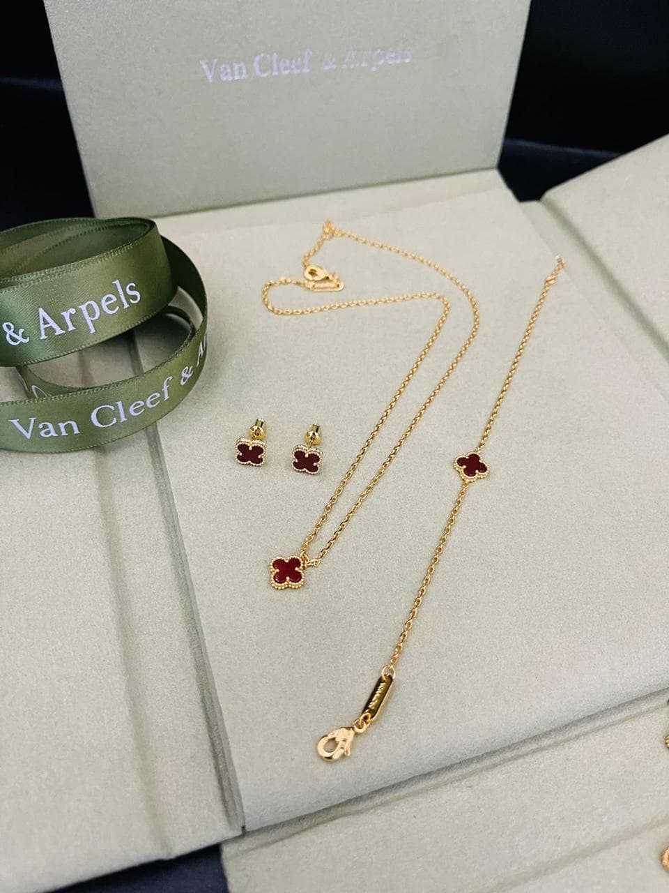 Jewellery, photo 11