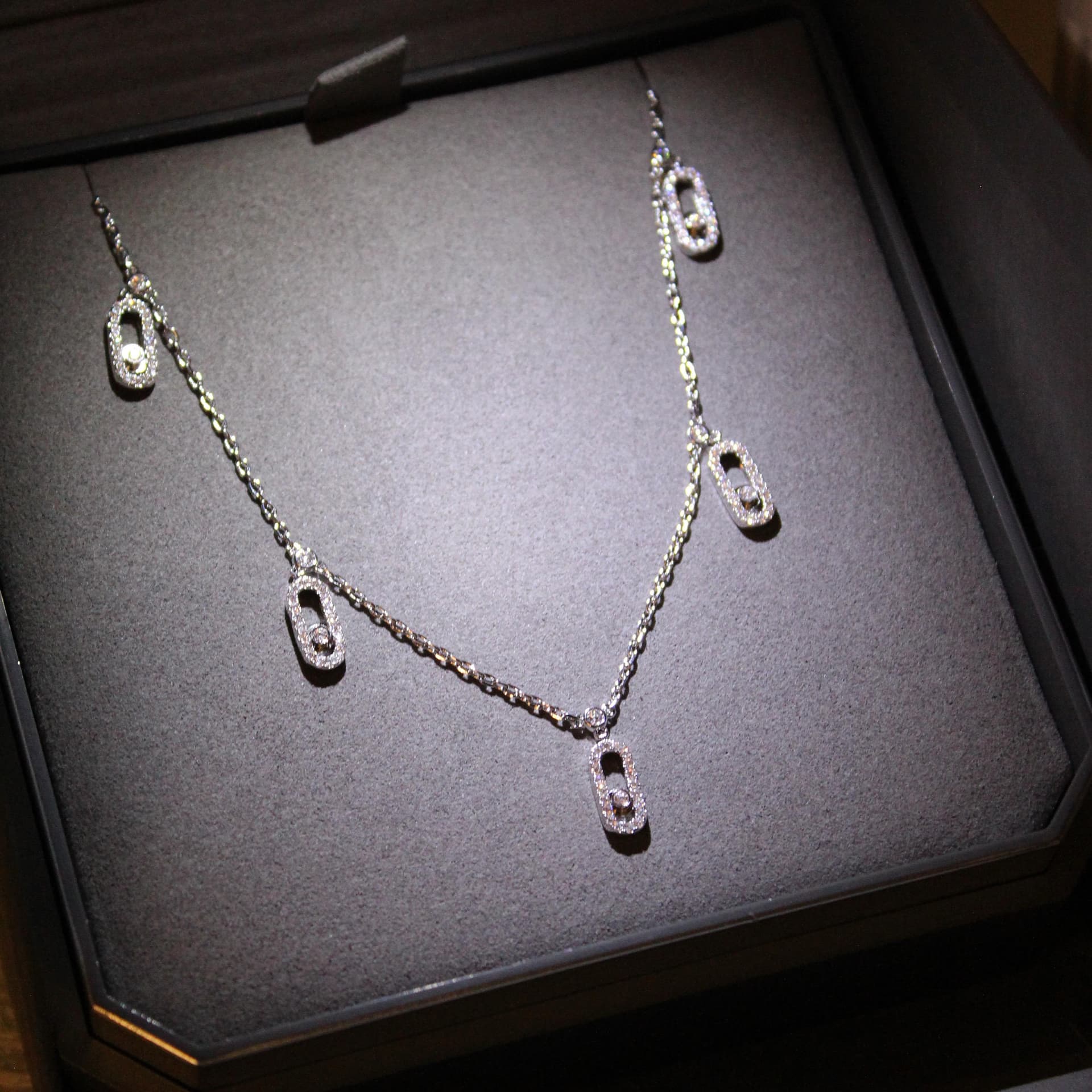 Jewellery, photo 32