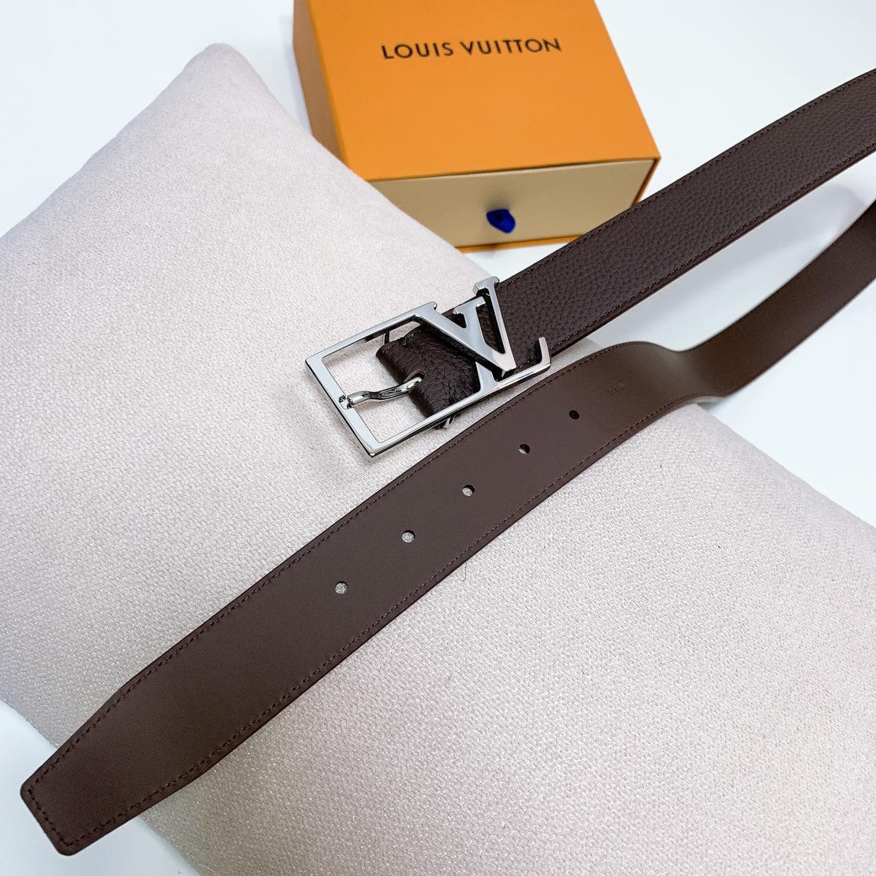 Belts, photo 34