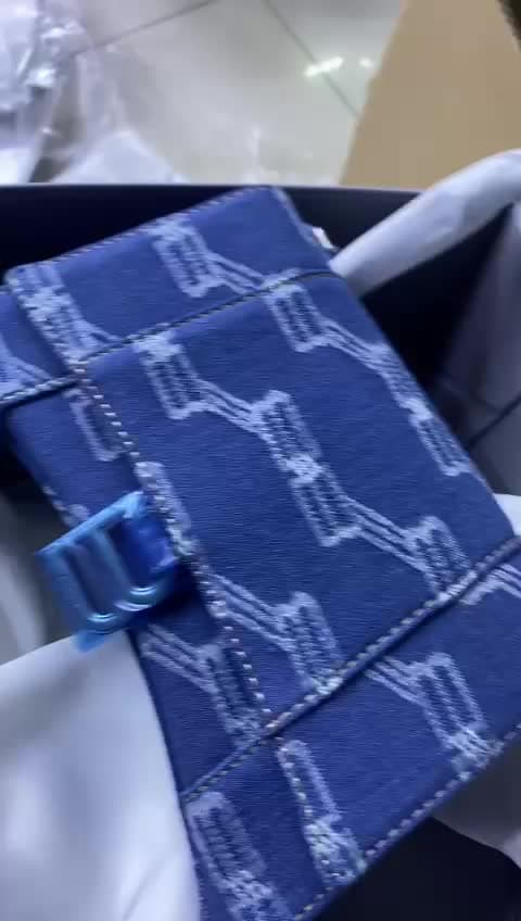 Balenciaga Bags, Video 6