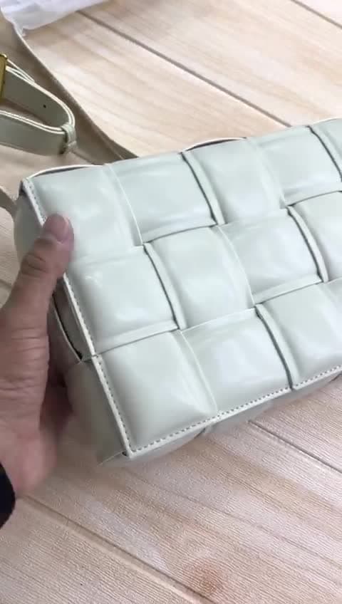 Bottega Veneta Bags, vidéo 2