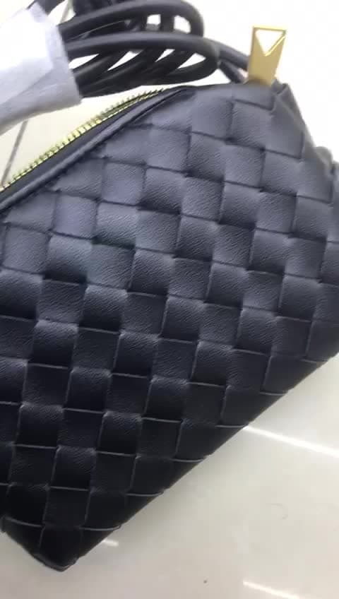 Bottega Veneta Bags, vidéo 12