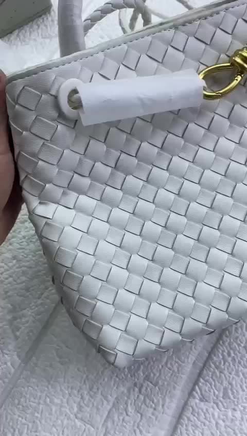 Bottega Veneta Bags, vidéo 31