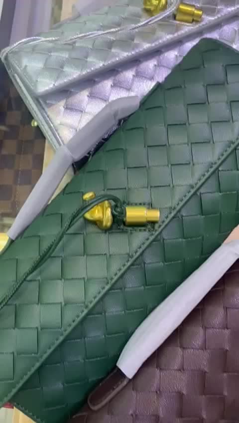 Bottega Veneta Bags, vidéo 35