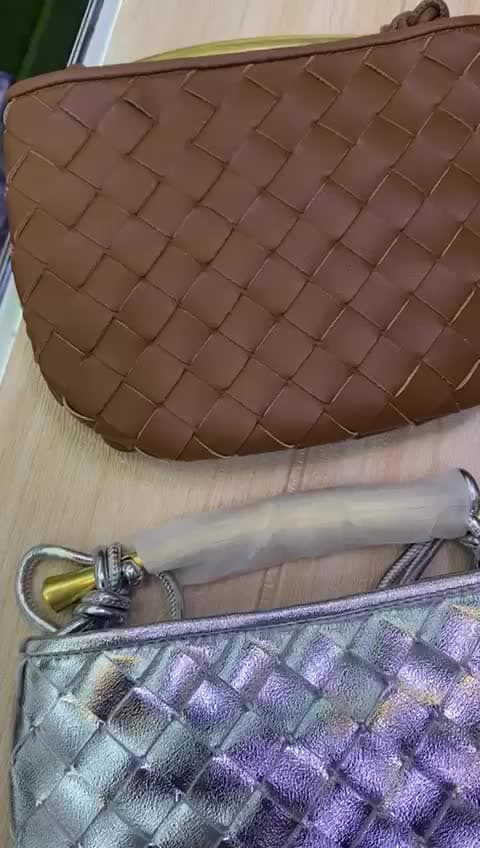 Bottega Veneta Bags, vidéo 37