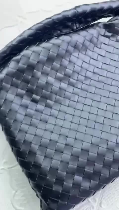 Bottega Veneta Bags, vidéo 44