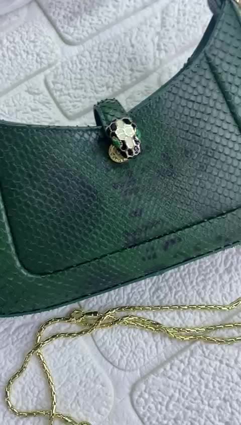 Bvlgari Bags, vidéo 6