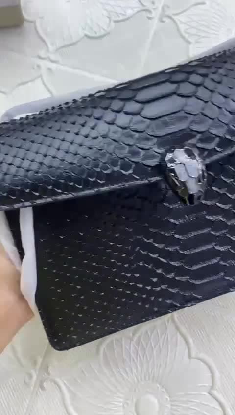Bvlgari Bags, vidéo 9