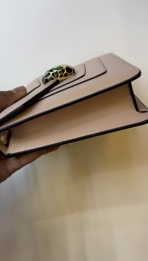 Bvlgari Bags, vidéo 11