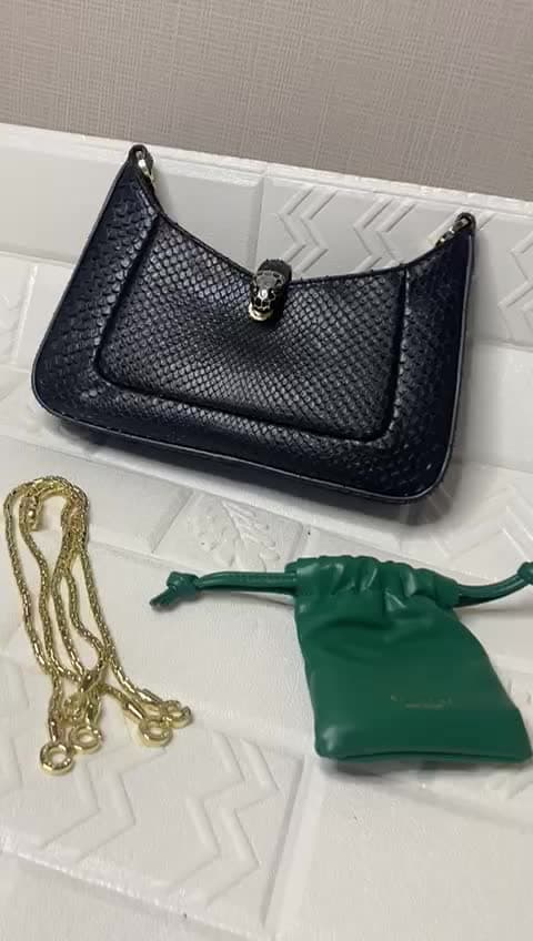 Bvlgari Bags, vidéo 14