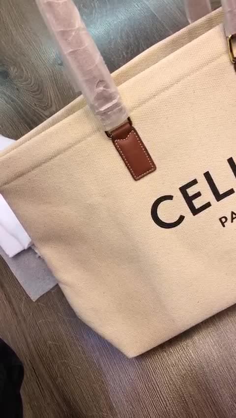 Celine Bags، فيديو 6
