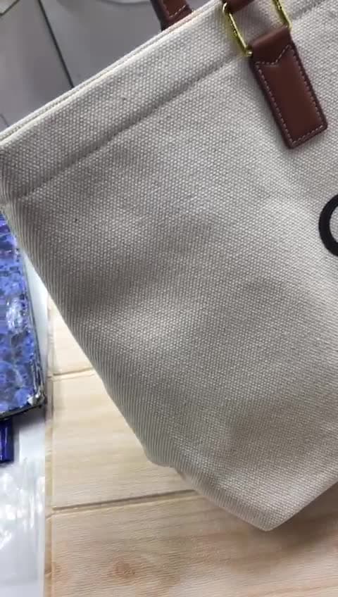 Celine Bags، فيديو 9