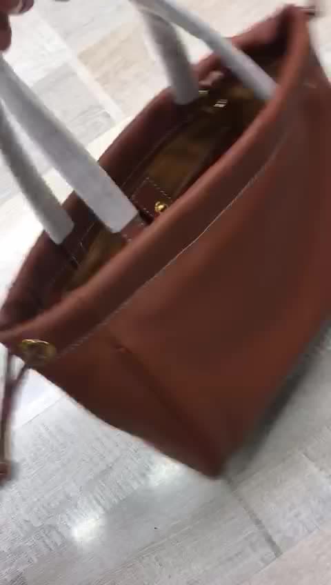 Celine Bags، فيديو 17