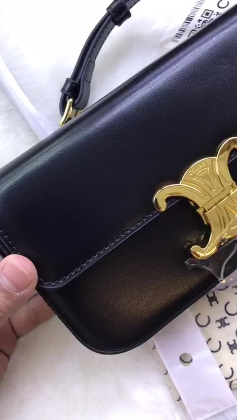 Celine Bags، فيديو 22