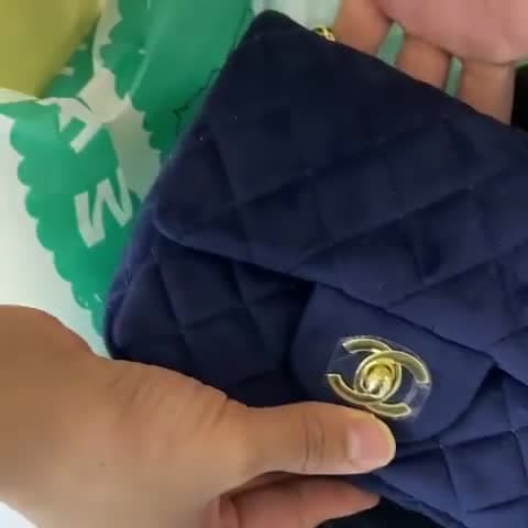 Chanel Bags, Video 15