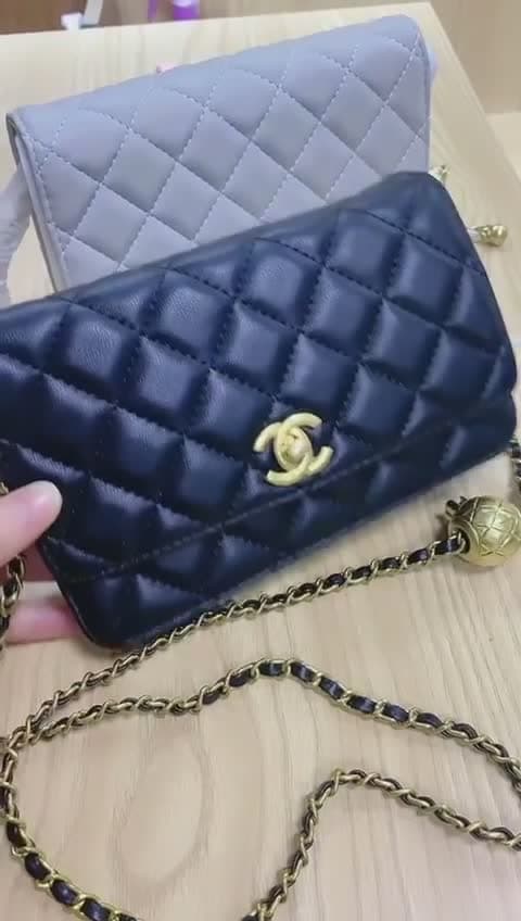 Chanel Bags, Video 16
