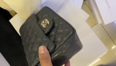 Chanel Bags, Video 18