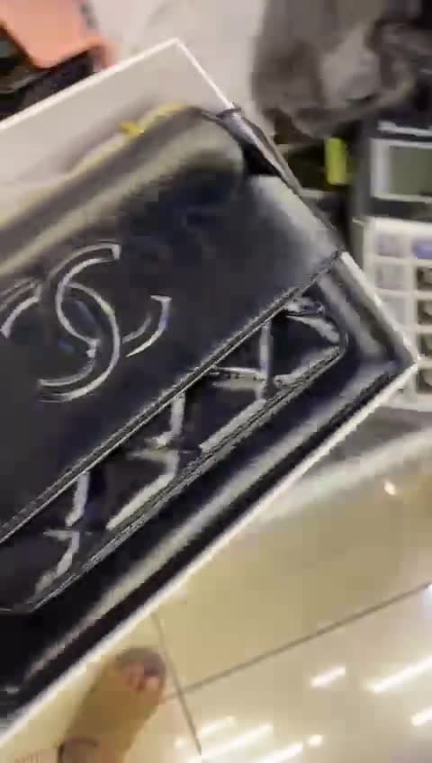 Chanel Bags, Video 21
