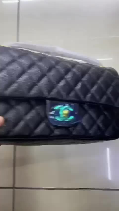 Chanel Bags, Video 29