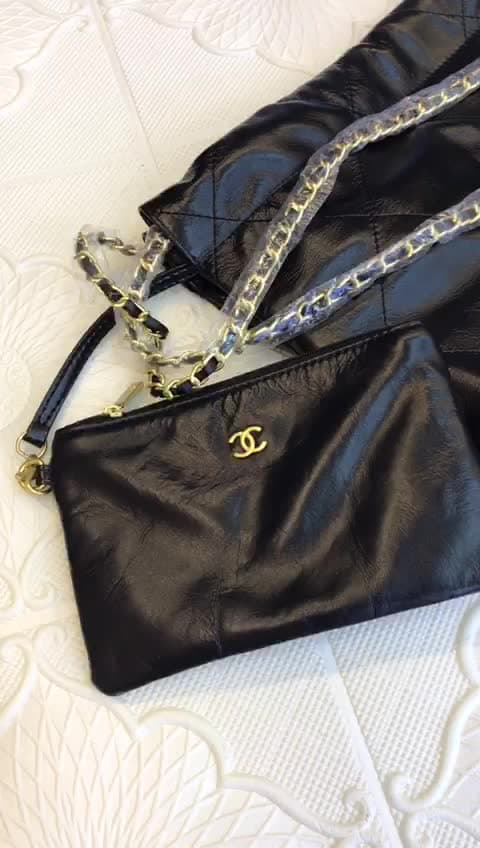 Chanel Bags, Video 42