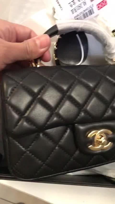 Chanel Bags, Video 44