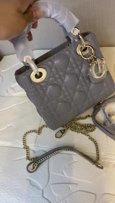 Christian Dior Bags، فيديو 13