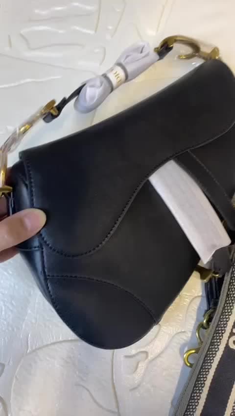 Christian Dior Bags، فيديو 30