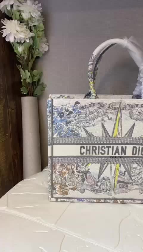 Christian Dior Bags، فيديو 40