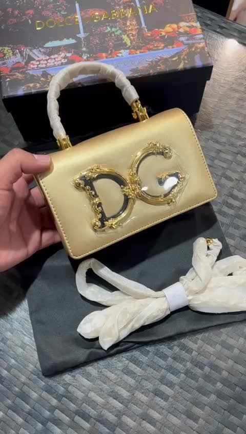 D&G Bags، فيديو 9