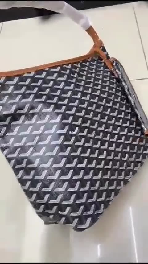 Goyard Bags، فيديو 10