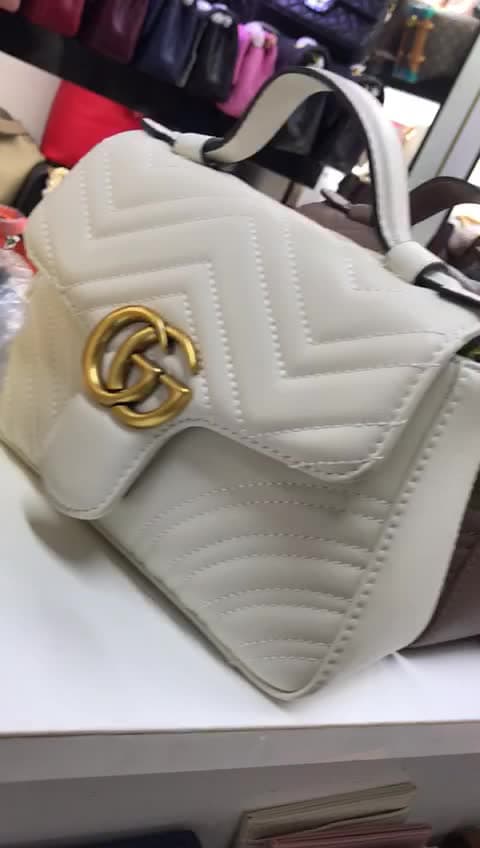 Gucci Bags، فيديو 11