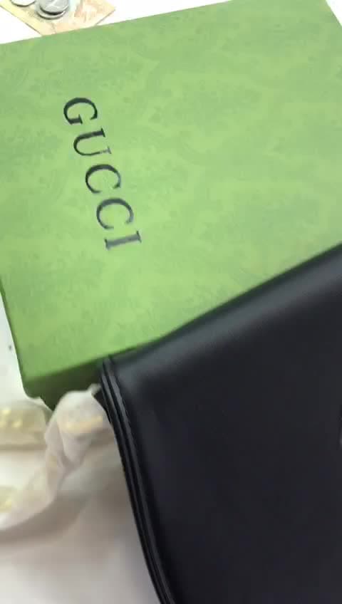 Gucci Bags، فيديو 21