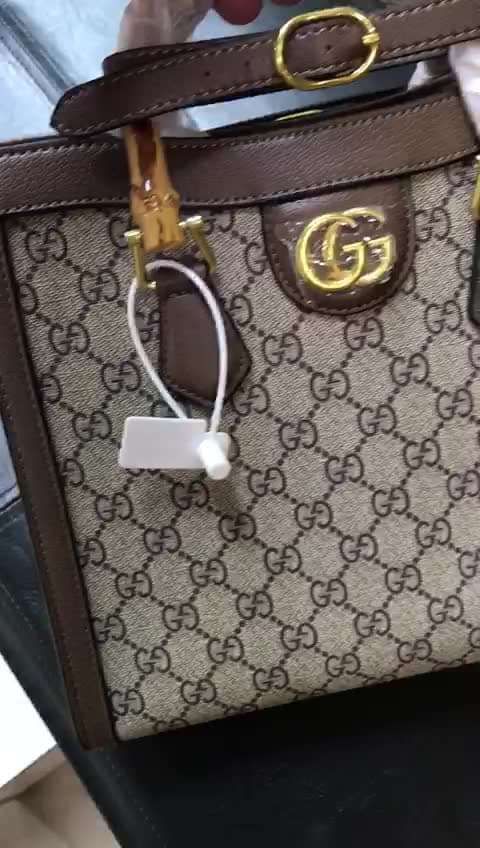 Gucci Bags، فيديو 22