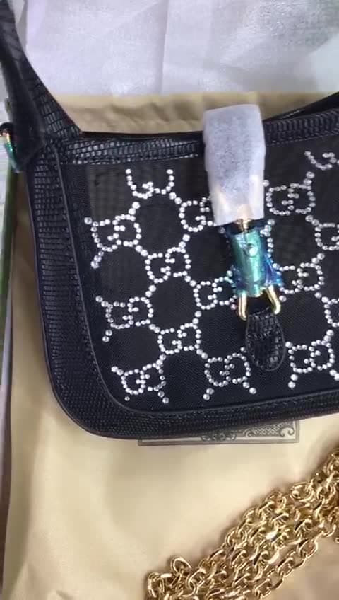 Gucci Bags، فيديو 25