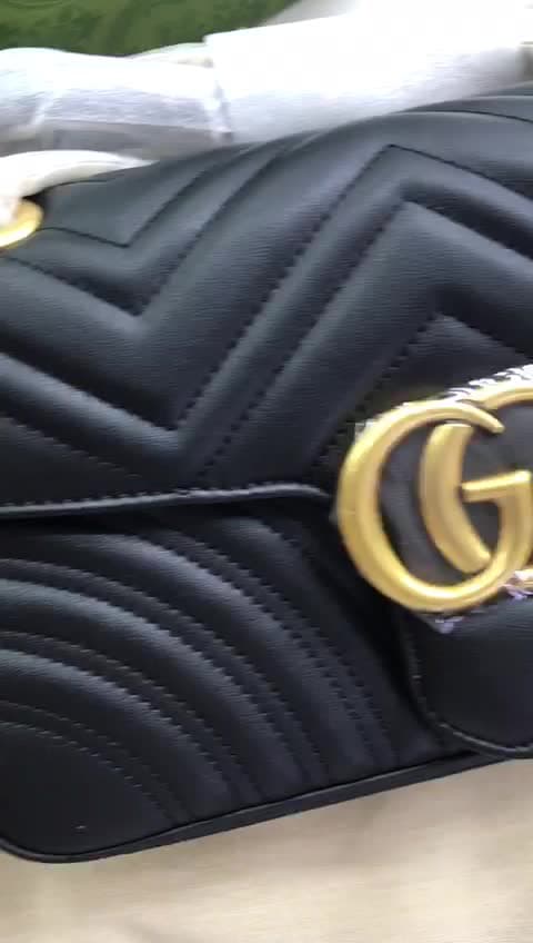 Gucci Bags، فيديو 31