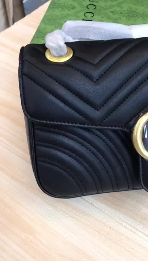 Gucci Bags، فيديو 43