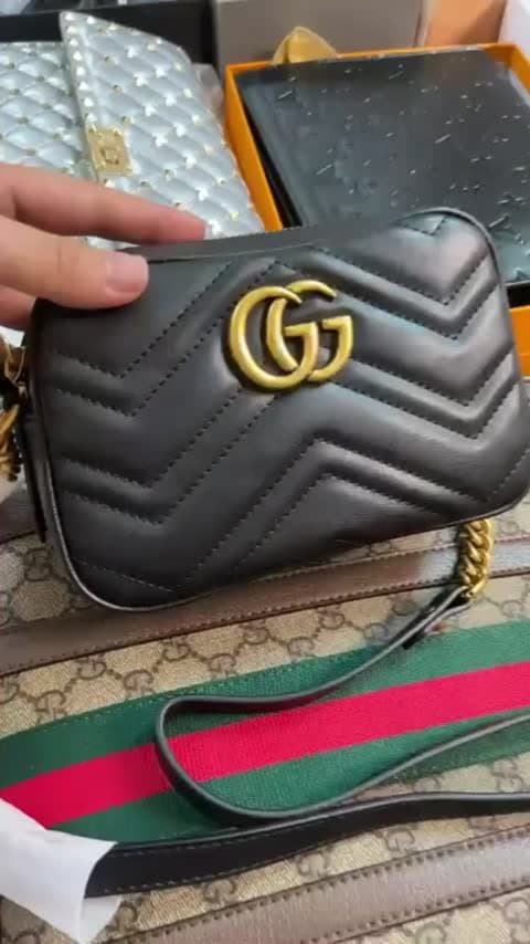 Gucci Bags، فيديو 45
