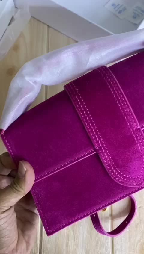 Jacquemus Bags, video 3