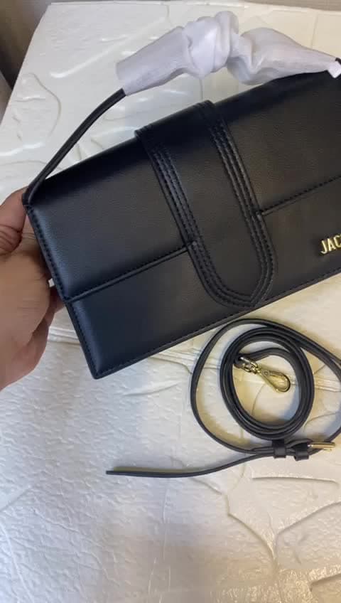 Jacquemus Bags, video 9