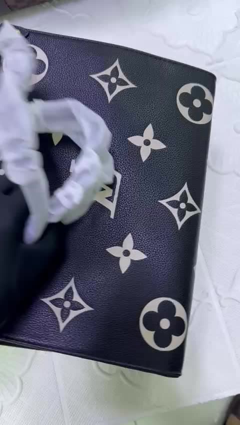 Louis Vuitton Bags, vidéo 11