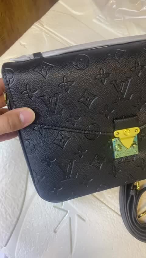Louis Vuitton Bags, vidéo 23