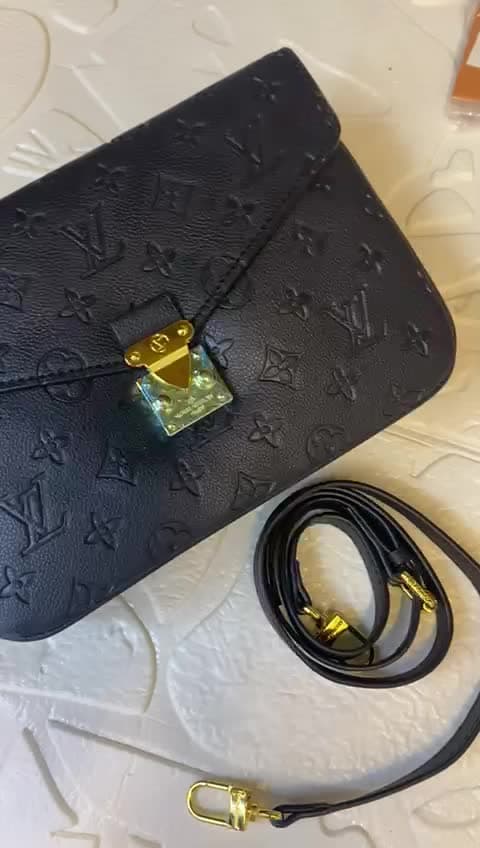 Louis Vuitton Bags, vidéo 24