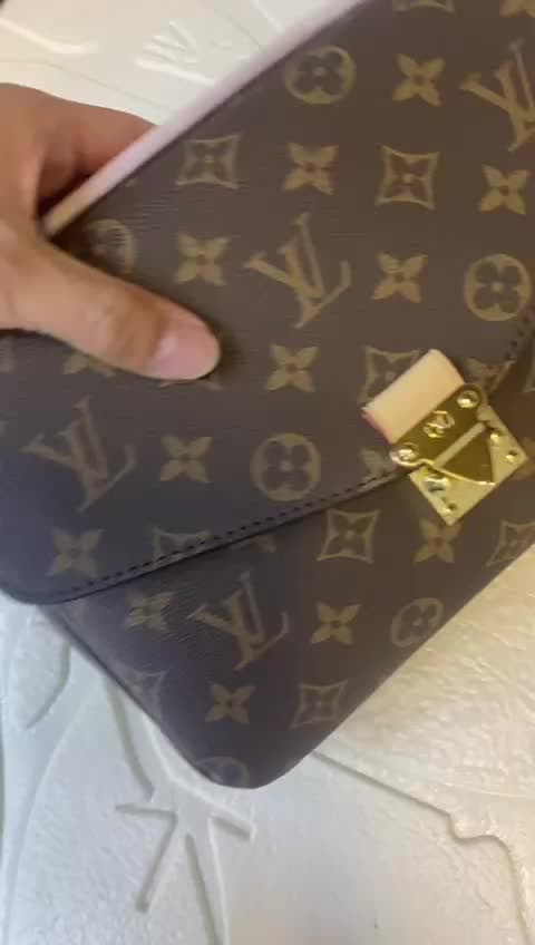 Louis Vuitton Bags, vidéo 26