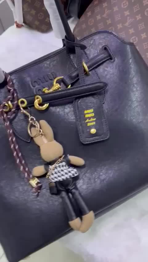 Miu Miu Bags, video 10