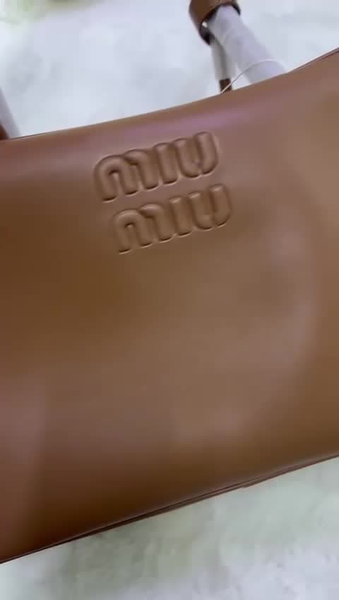Miu Miu Bags, video 11